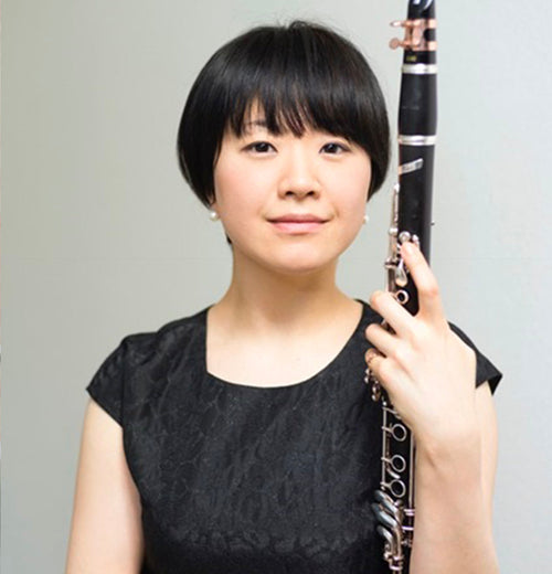 Akina Yoshino
